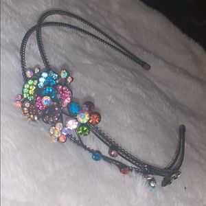 Pretty and sparkly headband for children